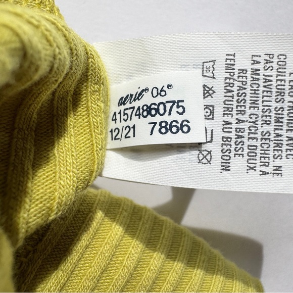 NWT Aerie Kick It Ribbed Super Flare Pant Leggings Green Soft Stretch Sz M - Picture 8 of 14